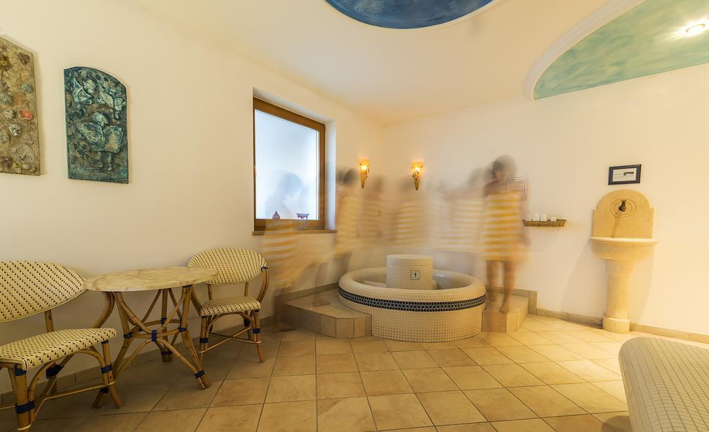 Hotel Alpenfrieden Maranza Esterno foto