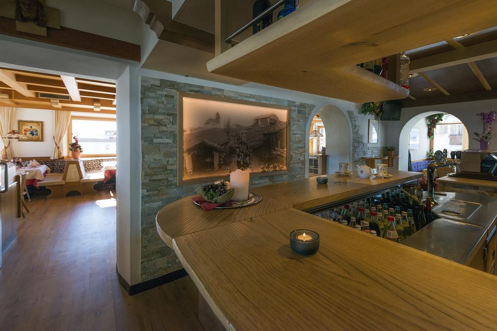 Hotel Alpenfrieden Maranza Esterno foto