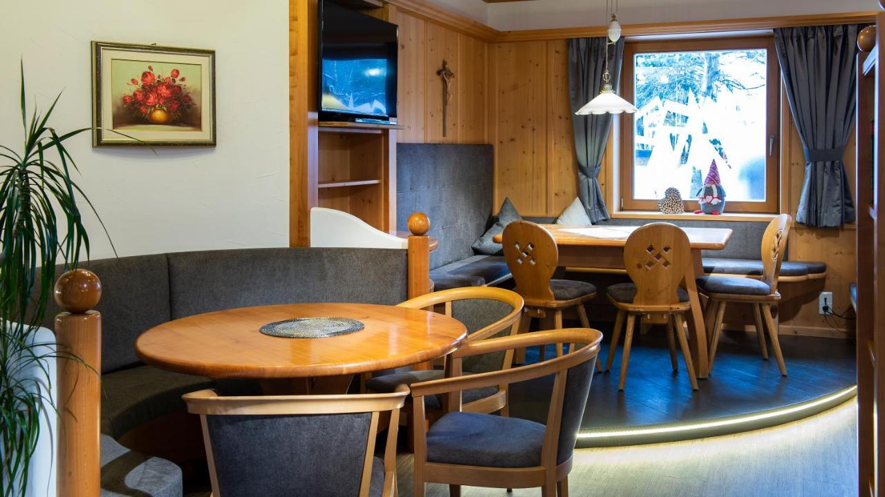 Hotel Alpenfrieden Maranza Esterno foto